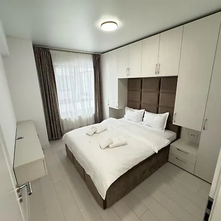 Premium Luxury & By Glam Story בוקרשט