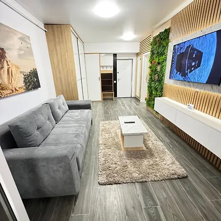 Premium Luxury & By Glam Story בוקרשט