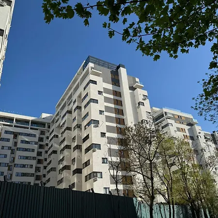 Premium Luxury & By Glam Story Apartment