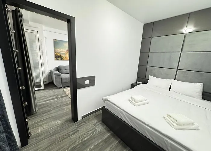 Premium Luxury & By Glam Story Бухарест