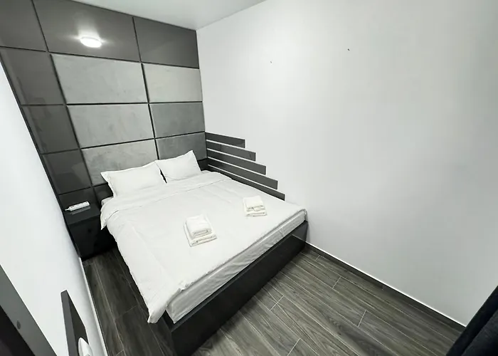 Premium Luxury & By Glam Story *