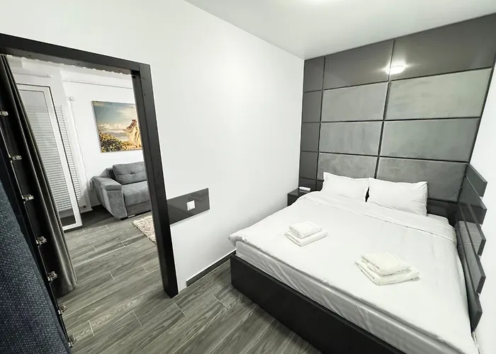 Premium Luxury & By Glam Story Бухарест