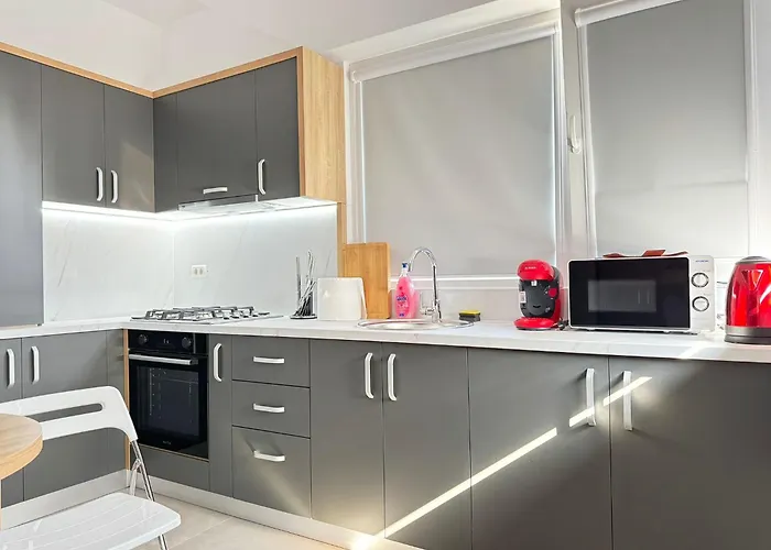 Premium Luxury & By Glam Story